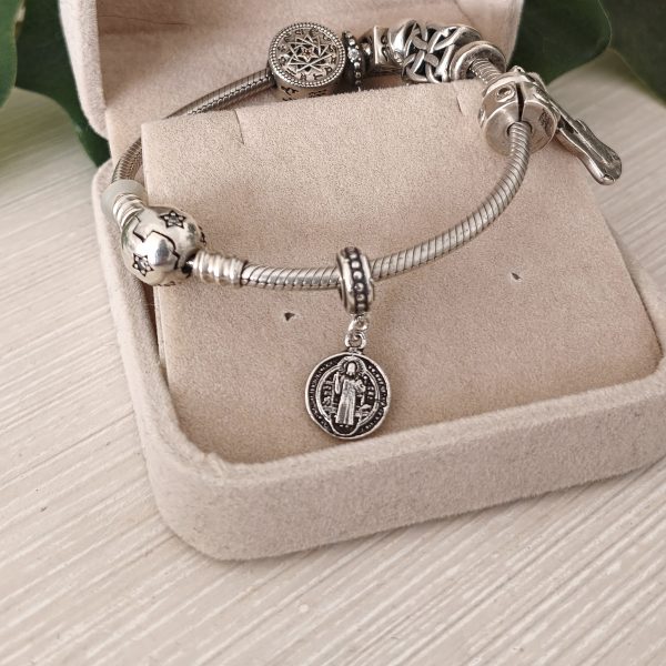 san benito para pulsera tipo pandora